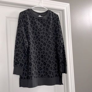 NWOT Old Navy Oversized Sweatshirt